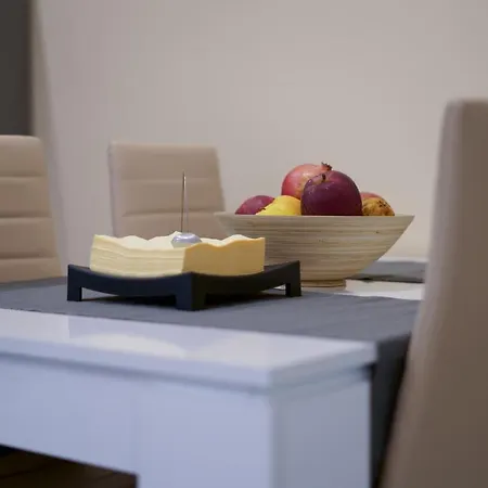 Apartmán The Place -apartments In Plovdiv, With Private Parking Plovdiv