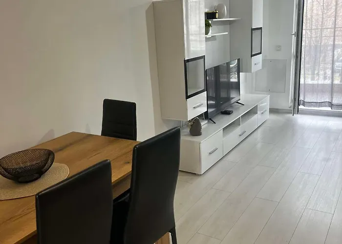 Апартаменты The Place -apartments In Plovdiv, With Private Parking Пловдив